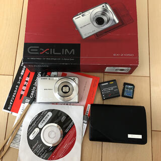 カシオ(CASIO)のCASIO デジカメEXILIM ZOOM EX-Z1050SR(コンパクトデジタルカメラ)