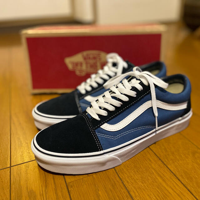 VANS(ヴァンズ)のVans オールドスクール　ネイビー　28cm メンズの靴/シューズ(スニーカー)の商品写真