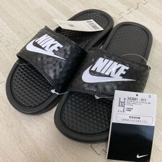 ナイキ(NIKE)の3.新品 NIKE ナイキ ベナッシ レディース サンダル 25.0㎝ ブラック(サンダル)