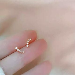 流星ラインストーンピアス(ピアス)