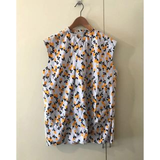 マルニ(Marni)のmarniマルニ花柄リバティノースリーブブラウストップススモーキーカラー(シャツ/ブラウス(半袖/袖なし))