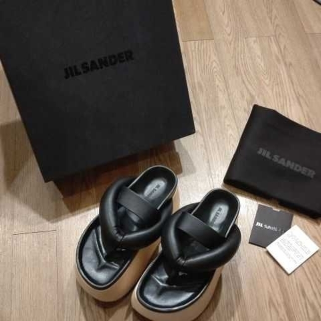 Jil Sander(ジルサンダー)のJIL SANDER 厚底 下駄 サンダル 35 22cm ジルサンダー レディースの靴/シューズ(サンダル)の商品写真