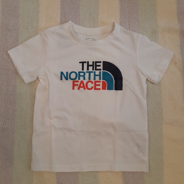 THE NORTH FACE(ザノースフェイス)のTHE NORTH FACEキッズＴシャツサイズ110 キッズ/ベビー/マタニティのキッズ服男の子用(90cm~)(Tシャツ/カットソー)の商品写真