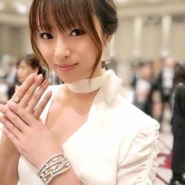 断熱美女ウィッグＩ型つむじ地肌✨深田恭子❣️艶髪ゆる巻きロングカール✨はじこい色