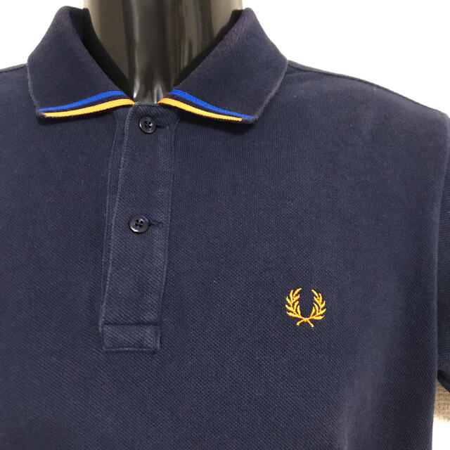 FRED PERRY(フレッドペリー)の90s フレッドペリー ワンポイント ロゴ刺繍 半袖 ポロシャツ　  S メンズのトップス(ポロシャツ)の商品写真