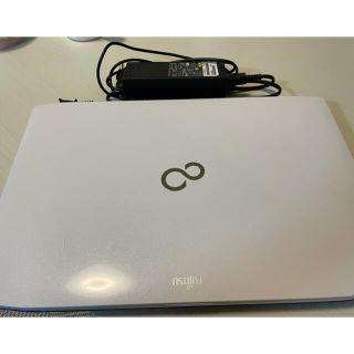 フジツウ(富士通)のFUJITSU ノートパソコン　LIFEBOOK AH77/J(ノートPC)