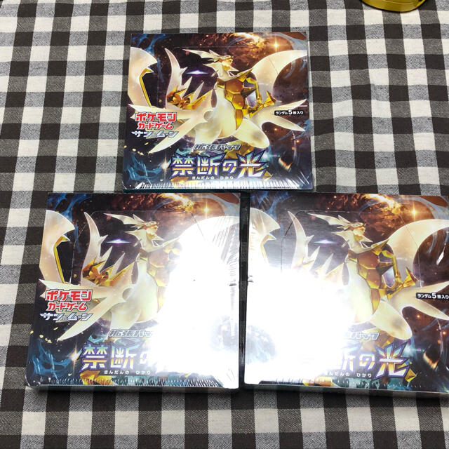 ポケモンカード 新品未開封品 禁断の光  3box