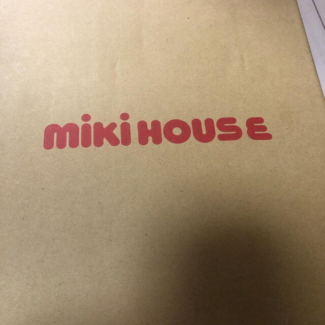 mikihouse(ミキハウス)のミキハウスノベルティ プッチーくんミニテーブル キッズ/ベビー/マタニティのキッズ/ベビー/マタニティ その他(その他)の商品写真