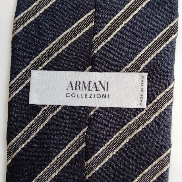 ARMANI COLLEZIONI(アルマーニ コレツィオーニ)のARMANI COLLEZIONI　アルマーニ　ネクタイ　シャツ　スーツ　シルク メンズのファッション小物(ネクタイ)の商品写真