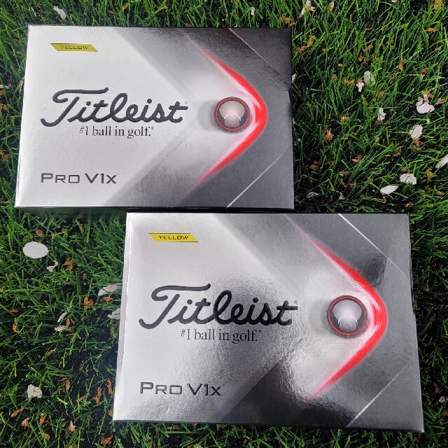 Titleist(タイトリスト)のTitleistタイトリスト PROV1X イエロー 2ダース チケットのスポーツ(ゴルフ)の商品写真