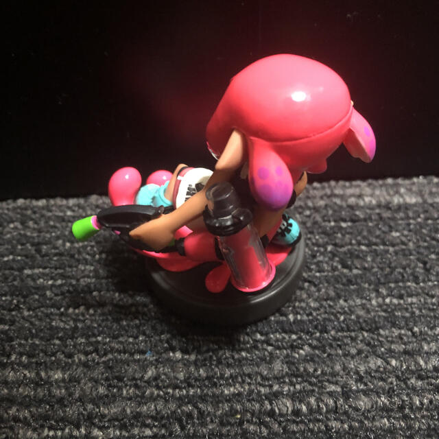 スプラトゥーン　amiibo アミーボ　ガール　ネオンピンク エンタメ/ホビーのフィギュア(ゲームキャラクター)の商品写真