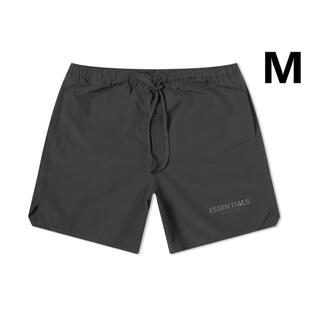 フィアオブゴッド(FEAR OF GOD)のMサイズ FOG ESSENTIALS VOLLEY SHORTS(ショートパンツ)