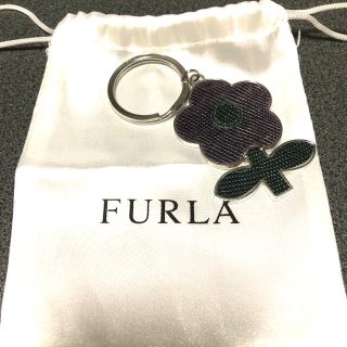 フルラ(Furla)のフルラ花モチーフキーホルダー(キーホルダー)