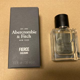 アバクロンビーアンドフィッチ(Abercrombie&Fitch)のアバクロ　フィアース　roaf様(ユニセックス)