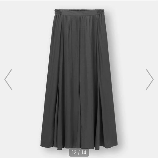UNIQLO(ユニクロ)のGU サテンマーメイドフレアスカート　Lサイズ レディースのスカート(ロングスカート)の商品写真