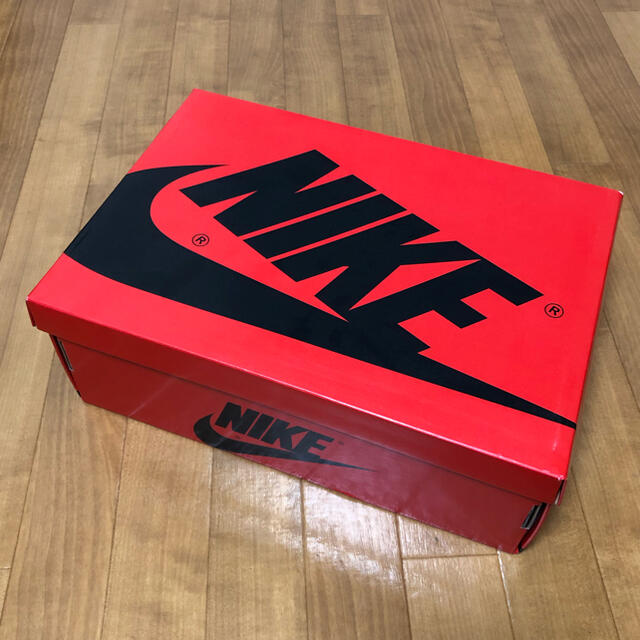 NIKE(ナイキ)のNIKE WMNS AIR JORDAN 1 CHICAGO to UNC メンズの靴/シューズ(スニーカー)の商品写真