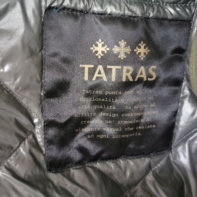 TATRAS(タトラス)の週末限定値下げ 美品 タトラス モッズコート ダウンライナー付き 01 カーキ レディースのジャケット/アウター(モッズコート)の商品写真