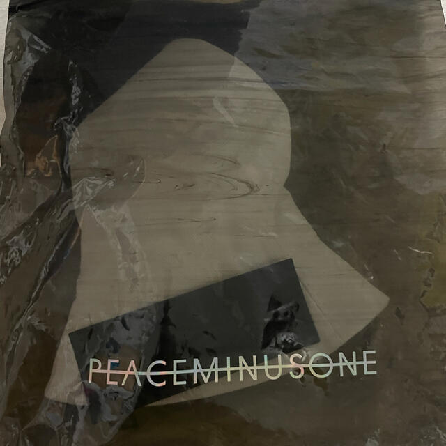 PEACEMINUSONE(ピースマイナスワン)のpeaceminusone  バケットハット　 メンズの帽子(ハット)の商品写真