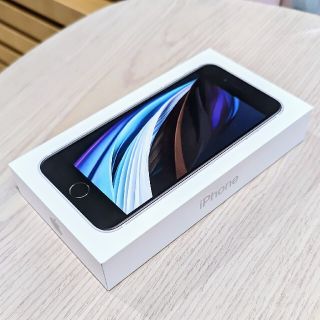 アイフォーン(iPhone)のiPhone SE2 64GB 本体 第二世代  SIMロック解除品 未使用品(スマートフォン本体)