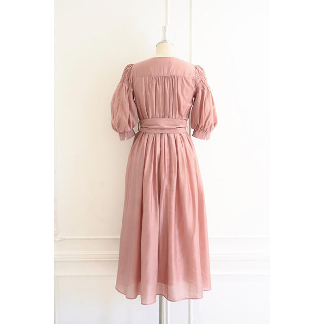 Her lip to Airy Volume Sleeve Dress rose