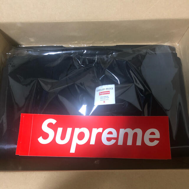 Supreme(シュプリーム)のSupreme / Emilio Pucci® Box Logo Tee  メンズのトップス(Tシャツ/カットソー(半袖/袖なし))の商品写真