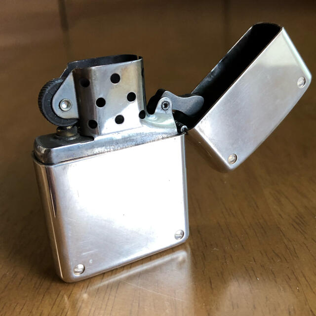 ZIPPO(ジッポー)のZIPPO ライター メンズのファッション小物(タバコグッズ)の商品写真