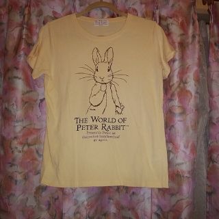 💟ピーターラビット🐰💞イエローTシャツ💞LLサイズ💟(Tシャツ(半袖/袖なし))