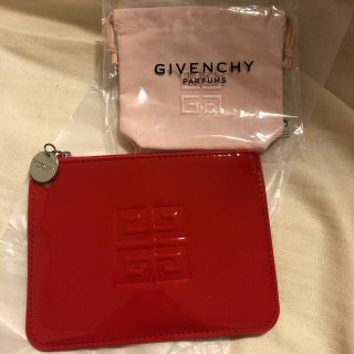 ジバンシィ(GIVENCHY)のGIVENCHYポーチ(ポーチ)