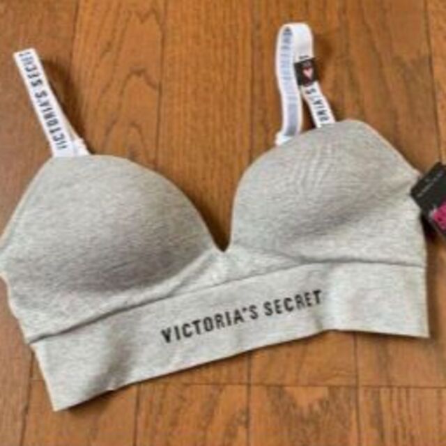 Victoria's Secret(ヴィクトリアズシークレット)のVICTORIA'S SECRET プッシュアップ ノンワイヤー ブラジャー レディースの下着/アンダーウェア(ブラ)の商品写真