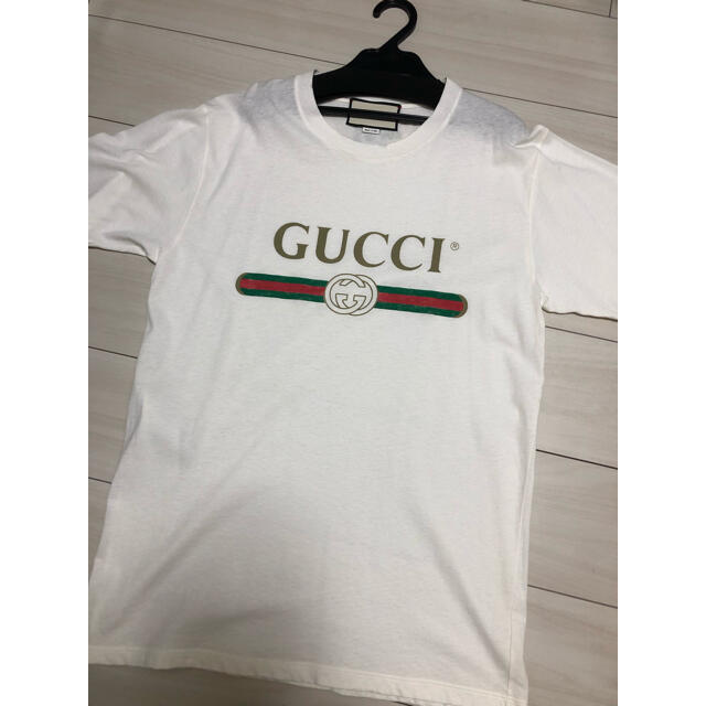 Gucci(グッチ)のルミ様専用♡GUCCI 正規店購入  定番ロゴT   White レディースのトップス(Tシャツ(半袖/袖なし))の商品写真