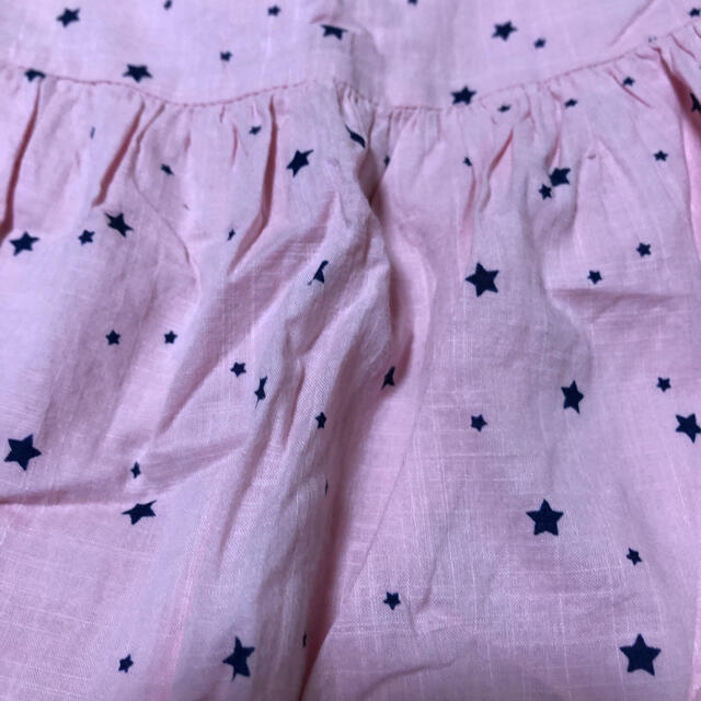 babyGAP(ベビーギャップ)の80 baby  gapピンク星柄ブラウス キッズ/ベビー/マタニティのベビー服(~85cm)(シャツ/カットソー)の商品写真