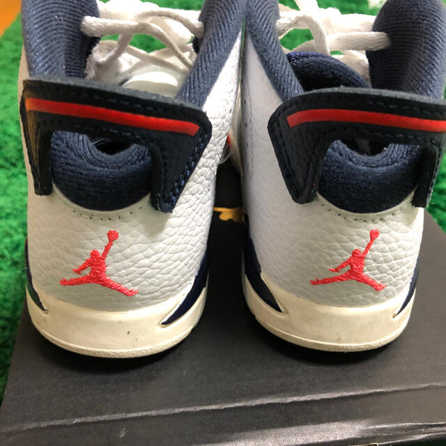 NIKE(ナイキ)のNIKE JORDAN 6 RETRO 16cm キッズ/ベビー/マタニティのキッズ靴/シューズ(15cm~)(スニーカー)の商品写真