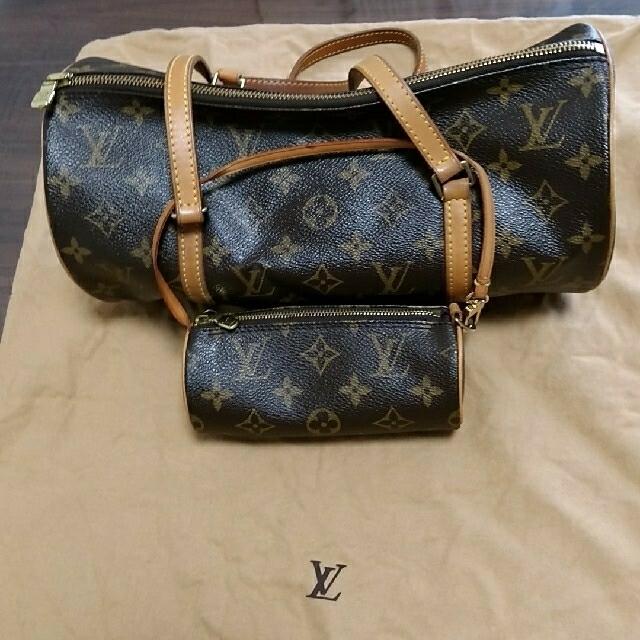 LOUIS VUITTON　パピヨン