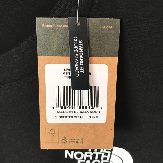 THE NORTH FACE(ザノースフェイス)のみにいさん専用  新品 ノースフェイス BOX ロンT 黒 白 3XL 4L メンズのトップス(Tシャツ/カットソー(七分/長袖))の商品写真