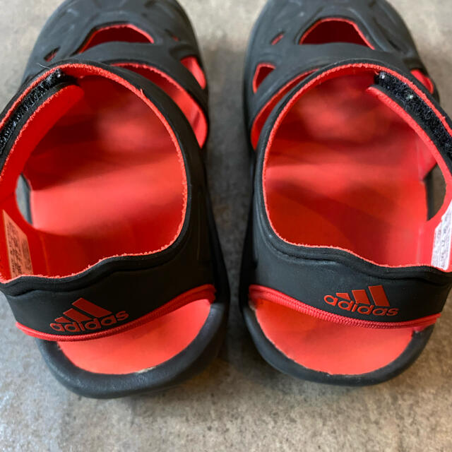adidas(アディダス)のアディダス キッズ サンダル フォルタスイム キッズ/ベビー/マタニティのキッズ靴/シューズ(15cm~)(サンダル)の商品写真