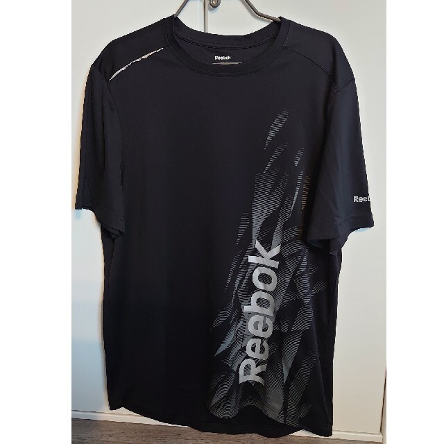 Reebok(リーボック)のバスケットボールウェア　黒色　XL スポーツ/アウトドアのスポーツ/アウトドア その他(バスケットボール)の商品写真