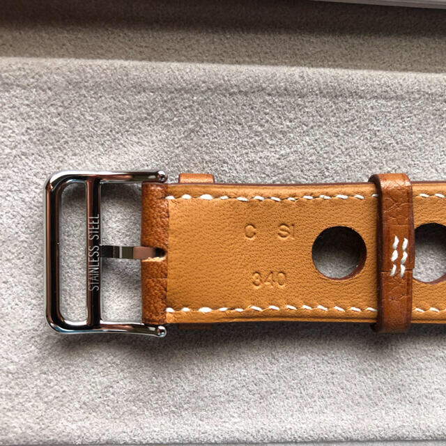 Apple Watch(アップルウォッチ)の未使用 Apple Watch Hermes レザーバンド 44mm スマホ/家電/カメラのスマホアクセサリー(その他)の商品写真