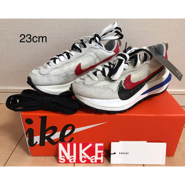 sacai(サカイ)の新品未使用 23cm SACAI × NIKE VAPOR WAFFLE レディースの靴/シューズ(スニーカー)の商品写真