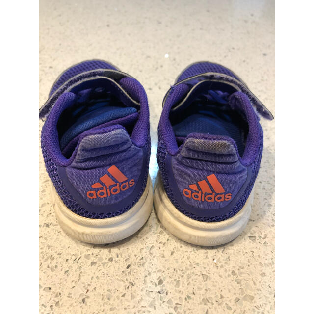 adidas(アディダス)のお値下げ　アディダス　16cm キッズ/ベビー/マタニティのキッズ靴/シューズ(15cm~)(スニーカー)の商品写真