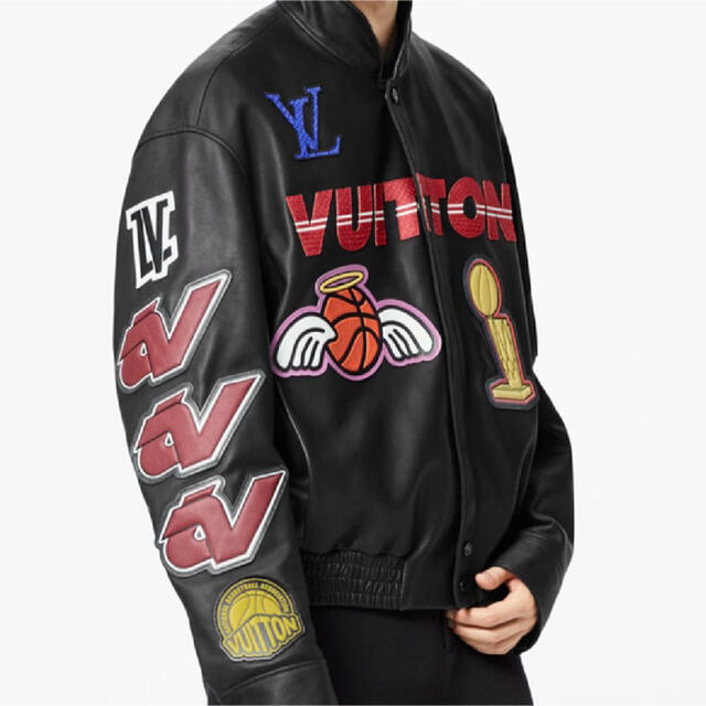 LOUIS VUITTON(ルイヴィトン)のlouisVuitton NBAロゴスレザーヒーロージャケット52 メンズのジャケット/アウター(レザージャケット)の商品写真
