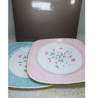 ノリタケ(Noritake)の新品未使用ノリタケ花更紗ケーキプレートペアセット(食器)