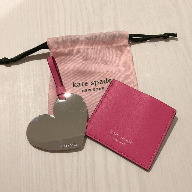 kate spade new york(ケイトスペードニューヨーク)の【ノベルティ中古】♡kate spade New York♡ ハート型ミラー レディースのファッション小物(ミラー)の商品写真