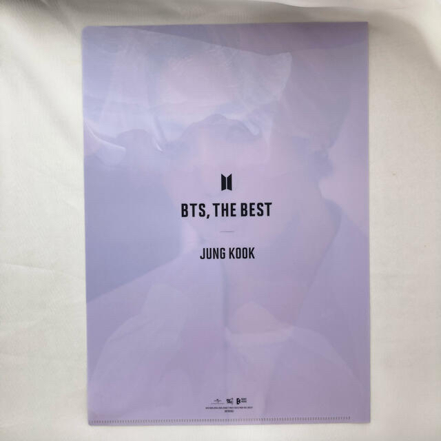 防弾少年団(BTS)(ボウダンショウネンダン)のBTS THE BEST ジョングク　クリアファイル エンタメ/ホビーのCD(K-POP/アジア)の商品写真