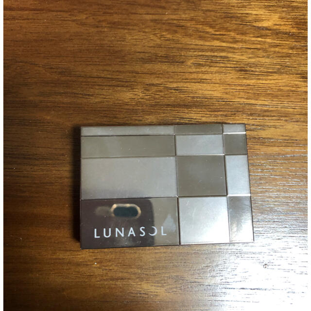 LUNASOL(ルナソル)のルナソル チーク　ベージュオレンジ系 コスメ/美容のベースメイク/化粧品(チーク)の商品写真