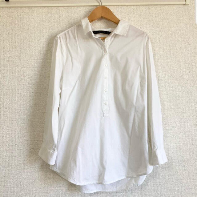 ZARA(ザラ)のZARA シャツ ブラウス  レディースのトップス(シャツ/ブラウス(長袖/七分))の商品写真