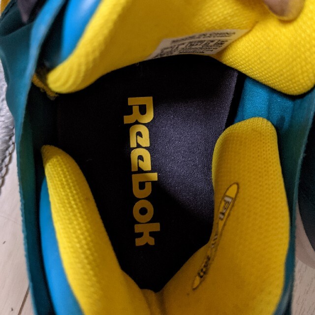 Reebok(リーボック)のリーボックポンプフューリー　23センチ レディースの靴/シューズ(スニーカー)の商品写真