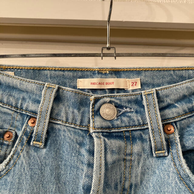 Levi's(リーバイス)のLevi's フレアデニムパンツ リーバイス デニム ジーンズ メンズのパンツ(デニム/ジーンズ)の商品写真