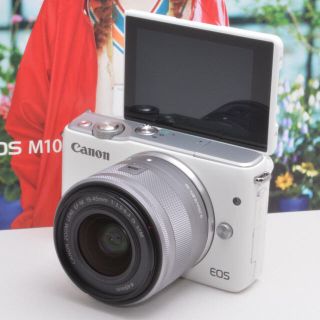 ✨新品✨Wi-Fi内蔵🍀キヤノン EOS M10 レンズキット 約1年保証付♪(ミラーレス一眼)