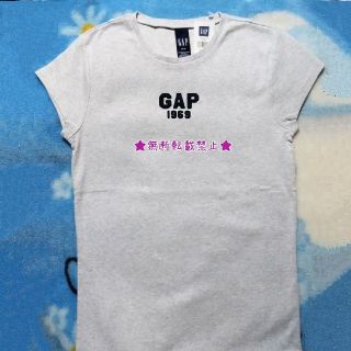 ギャップ(GAP)のGAP ｷﾞｬｯﾌﾟ ﾛｺﾞ Tｼｬﾂ SP 未使用ﾀｸﾞ付き ﾗｲﾄｸﾞﾚｰ(Tシャツ(半袖/袖なし))