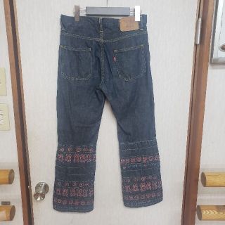 ★ ヒステリックグラマー スカル刺繍付きデニム テーパードパンツ